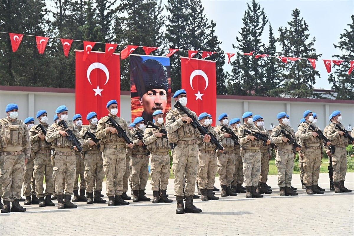 Kahraman komandolar El-Bab'a dualarla uğurlandı