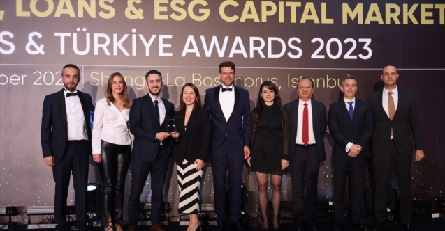 Ak Yatırım “Yılın Tahvil İşlemi“ ödülünü aldı