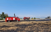 Hasanbeyli'de anız yangını tehlikesi!