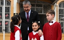 Vali Yılmaz, mektup yazarak kendisini okullarına davet eden öğrencilerin ricasını kırmadı