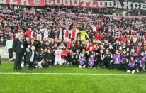 Samsunspor taraftarları, SEFO'nun takıma verdiği destekle coştu