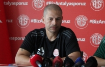 Alex, Antalyaspor'un “profilini“ değiştirecek oyuncular istiyor