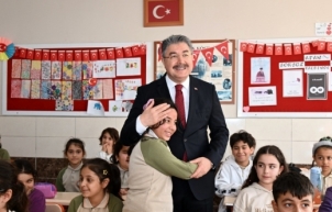 Vali Yılmaz: Çocuklar bizim her şeyimiz, geleceğimiz!
