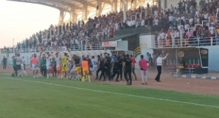 68 Aksaray Belediyespor - Osmaniyespor FK maçında olaylar çıktı