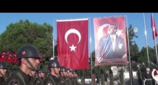 Büyük Önder Atatürk'ü anıyoruz