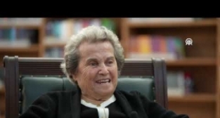 Türk edebiyatının "Mona Roza"sı 70 yıl sonra sessizliğini bozdu