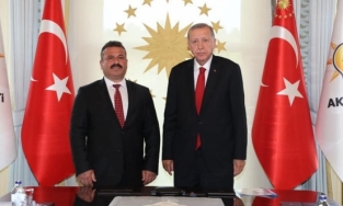 Ak Parti'de ilçe belediye başkan adayları temayül ile belirlenecek