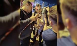 Kafası kovaya sıkışan çocuk kurtarıldı