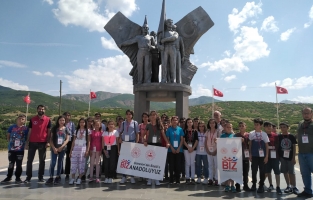 40 öğrenci 'Biz Anadoluyuz' projesi kapsamında Bingöl'e gitti