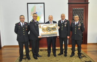 Jandarma'dan Vali Coşkun'a Ziyaret