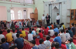 Vali Coşkun Yaz Kur'an Kursunu ziyaret etti