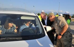 Hayatı Korumak İçin Senin de Kemerin Ses Getirsin