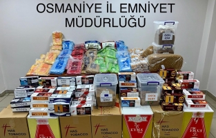 Ev ve işyerinde kaçak tütün ve boş sigara tüpü bulundu 