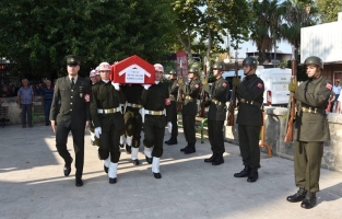 Kıbrıs gazisi son yolculuğuna uğurlandı