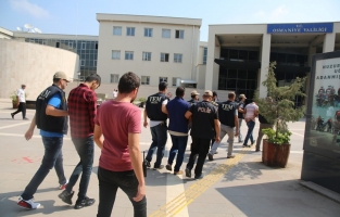 Durdurulan araçtan 5 kilo patlayıcı ve mühimmat çıktı