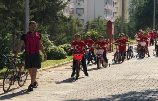 Minikler bisiklet turunda buluştu