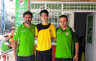 Osmaniye'de yetişen oyuncu Süper Lig'in liderine transfer oldu