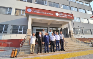 Vali Coşkun'dan yapımı tamamlanan okullara ziyaret