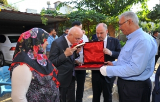 İçişleri Bakan Yardımcısı Erdil, Osmaniye'de şehit ailelerini ziyaret etti