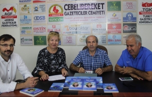 Yazar Serap Kaypak, CGC'de 'Mavi Hayat' kitabını tanıttı