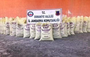 Osmaniye'de 4,5 ton kaçak gübre ele geçirildi
