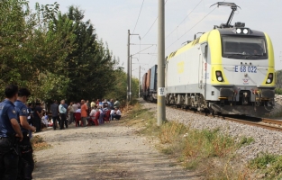 Treninin çarptığı çocuk hayatını kaybetti