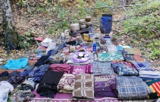 PKK'ya ait mühimmat ve yaşam malzemesi ele geçirildi