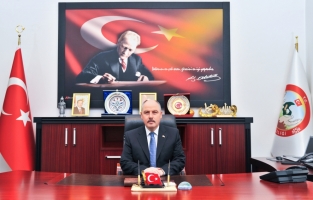 Vali Coşkun: Öğretmenlerimiz güçlü Türkiye'nin teminatıdır