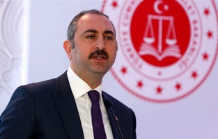 Adalet Bakanı Gül'den yerel basını rahatlatan açıklama