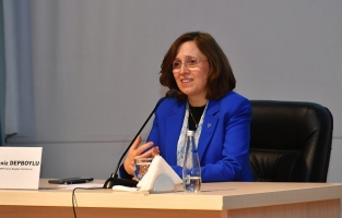 Deniz Depboylu: Bugünü anlayamıyorsak geleceği inşa edemeyiz