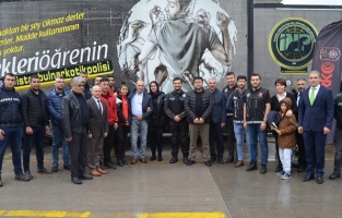 Narkotik Eğitim Tırı'nı üç günde 2136 kişi ziyaret etti