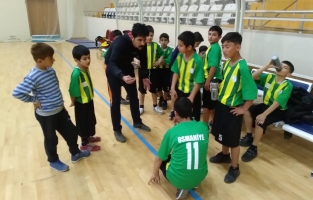 Hentbol İl Birinciliği müsabakalarına 17 okuldan 238 sporcu katıldı