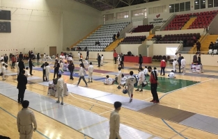 Osmaniye'de yapılan Eskrim turnuvasına 15 ilden 338 sporcu katıldı