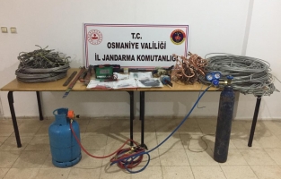 Kablo hırsızları yılbaşı gecesi suçüstü yakalandı