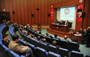 Osmaniye'de kamu yatırımlarının %70'i ulaştırma ve eğitime