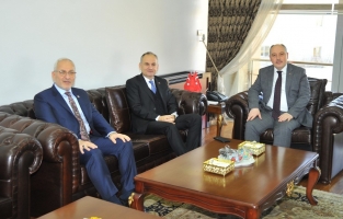 İskenderun Kaymakamı Yönden ve Belediye Başkanı Tosyalı'dan Vali Coşkun'a ziyaret