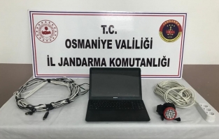Osmaniye'de Jandarma izinsiz kazı yapan 3 kişiyi yakaladı