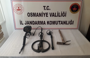 Osmaniye'de kaçak kazı yapan şahıs suçüstü yakalandı