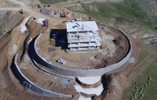 Milletvekili Kaya, Stadyum, Millet Bahçesi ve Seyir Terasını inceledi