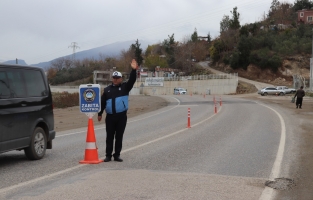 Düziçi'nde ilçeye giren ticari araçlardan ücret alınmaya başladı