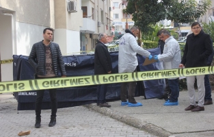 Osmaniye'de 8. kattan düşen yaşlı kadın öldü