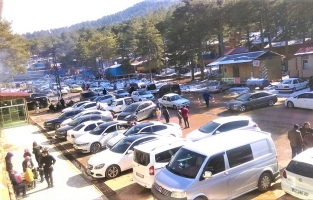 Zorkun yolunun kapalı olmasına tepki gösterdiler