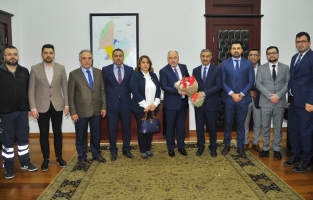 Vali Coşkun'a 14 Mart Tıp Bayramı ziyareti