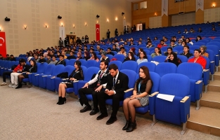 OKÜ'de sektörden kampüse programı yapıldı