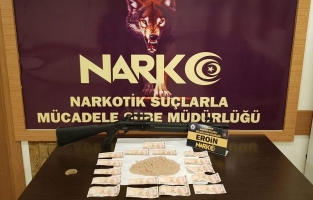 Osmaniye'de uyuşturucu ve sahte para ele geçirildi