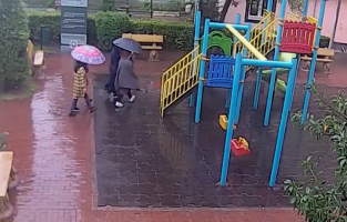 Hırsız kadınlar 35 işyerine ait 70 güvenlik kamerası izlenerek yakalandı