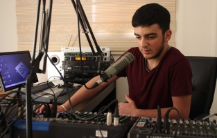 Genç Radyocu 30 Mayıstan itibaren Mikrofon başında