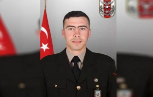 Pençe Kaplan Operasyonu şehidi Ertuğrul Köse son yolculuğuna uğurlandı