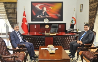 Prof. Dr. Ruhi Ersoy'dan Vali Dr. Erdinç Yılmaz'a ziyaret