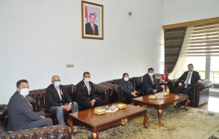 Vali Erdinç Yılmaz: Her zaman onların yanında olacağız